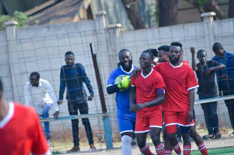 Linafoot D1 : L'AS Simba Gagne Son Premier Match Face à La JS Groupe ...